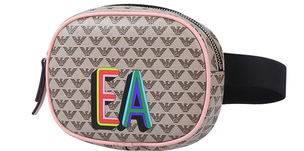 La belt bag di Emporio Armani