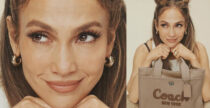 Jennifer Lopez indossa le borse Coach 2024