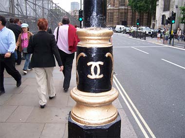 chanel-lamp.jpg