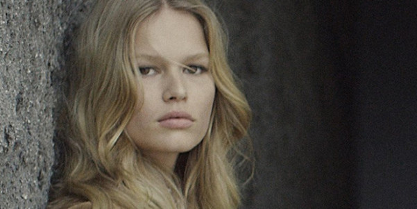 anna-ewers-modella-anno-2015